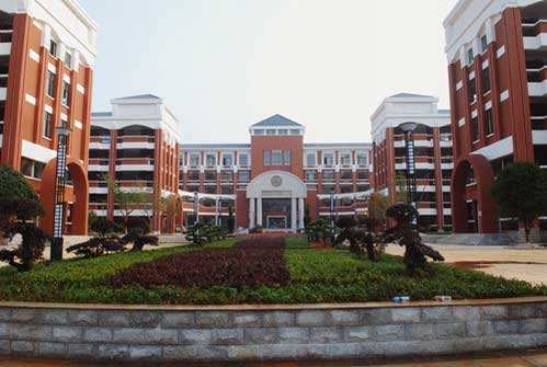 學校加固.jpg