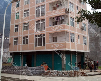 广西河池市私宅纠偏工程.jpg